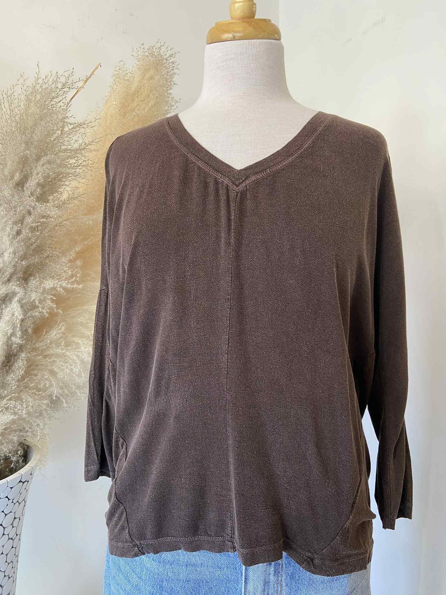 Leni V-Neck Dolman Top ~ Coffee Bean