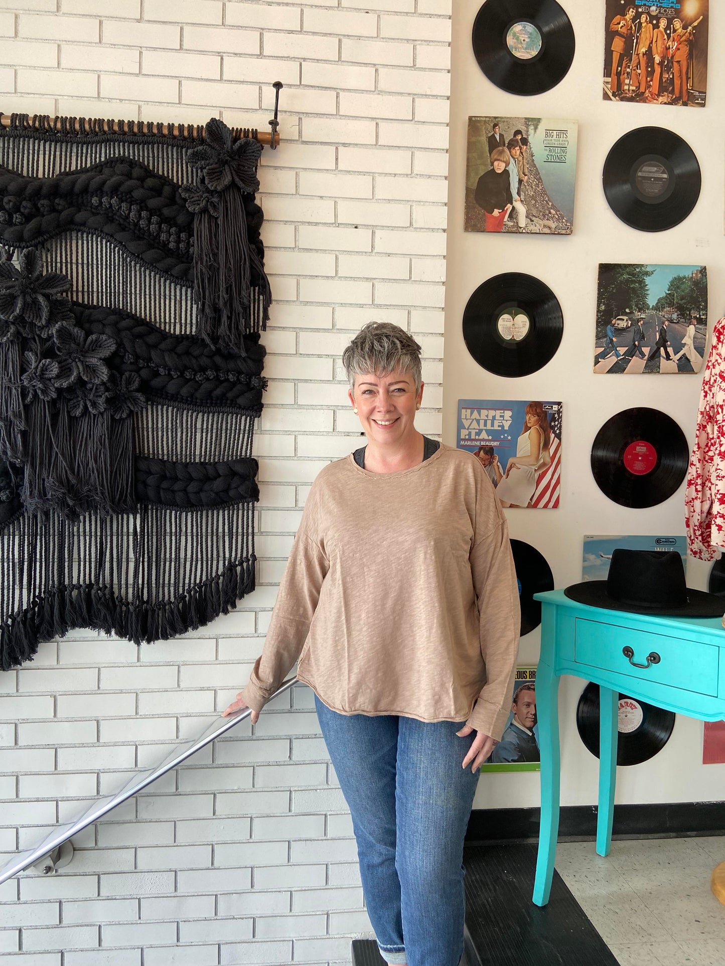 Alli Shirttail Top ~ Desert Taupe ~ Size XS