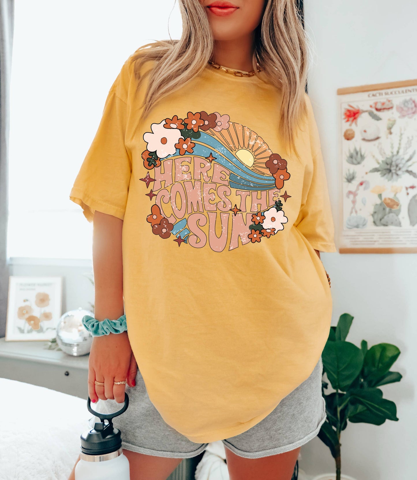 Retro Here Comes The Sun Tee: Mustard