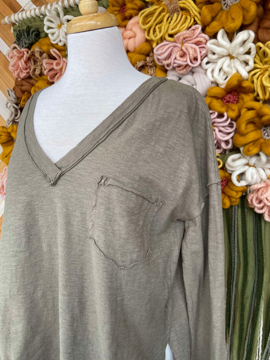 Ames Raw Seam Top ~ Saddle