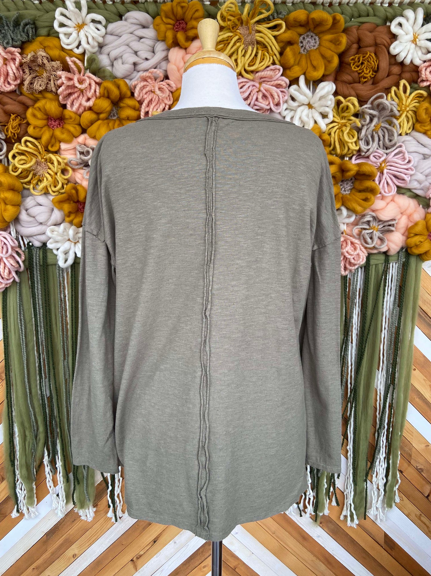 Ames Raw Seam Top ~ Saddle