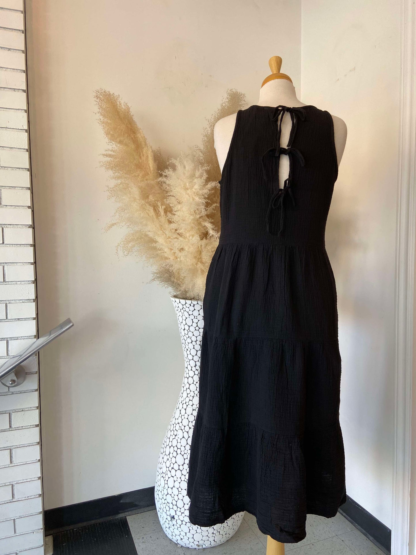 Vickey Dress ~ Black