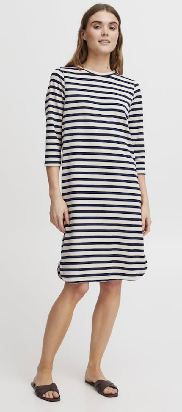 Vars Dress ~ Size S