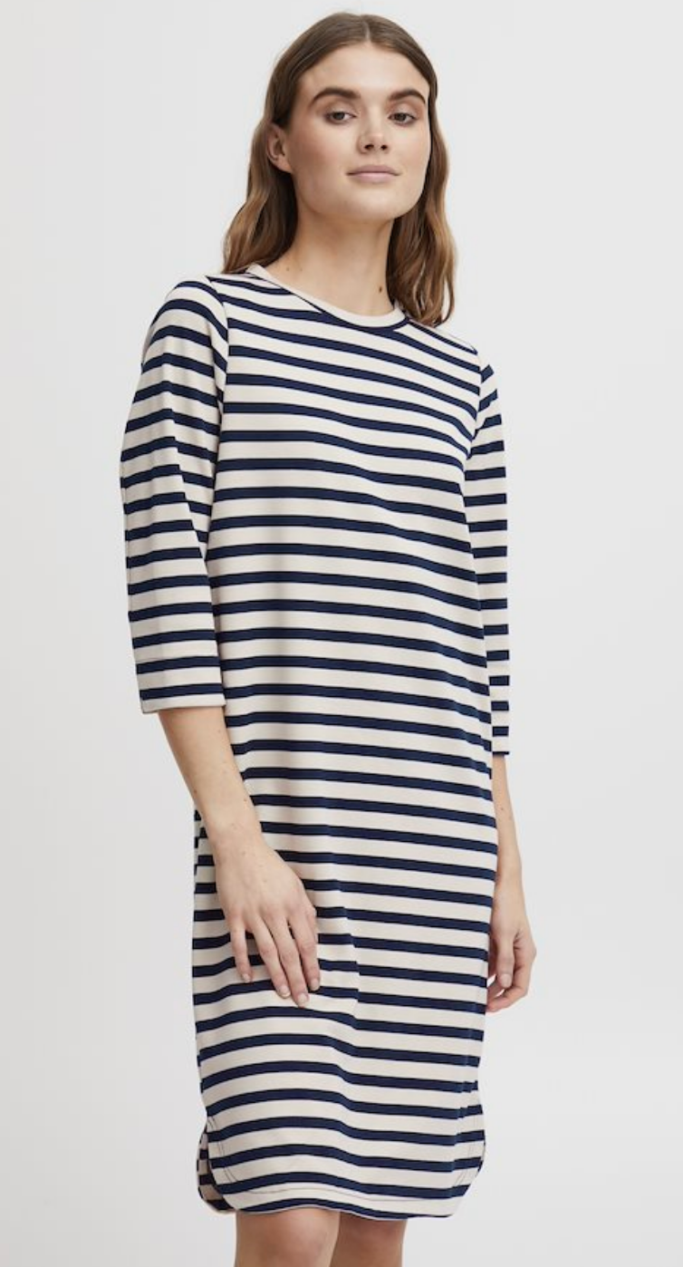 Vars Dress ~ Size S