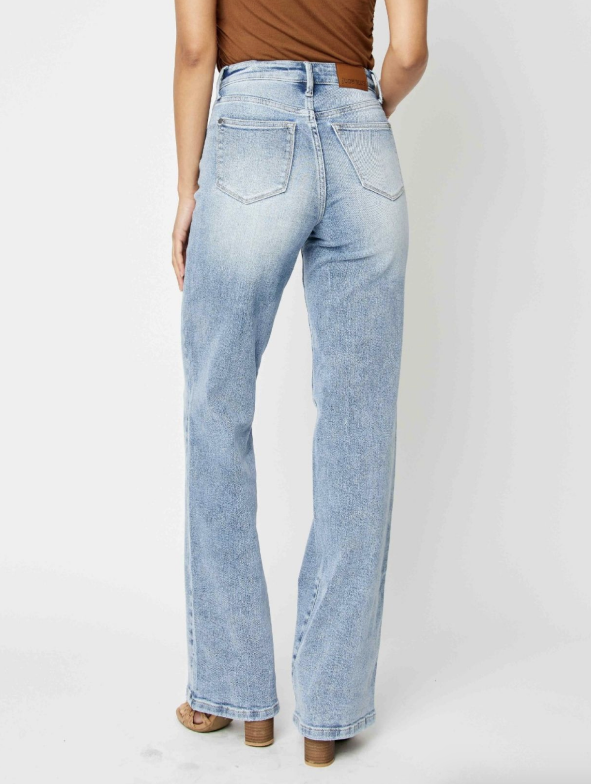 Farrah Retro Straight Leg Jean