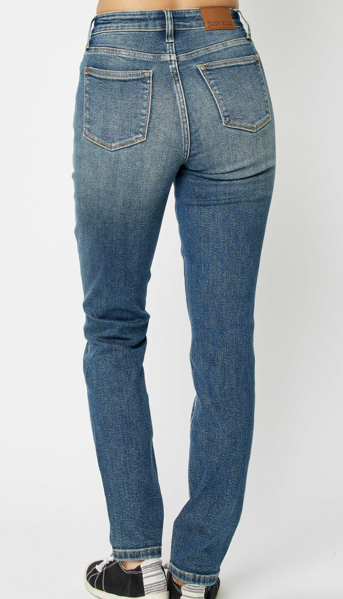 Mara Relaxed Fit Jeans { Reg & Curve }