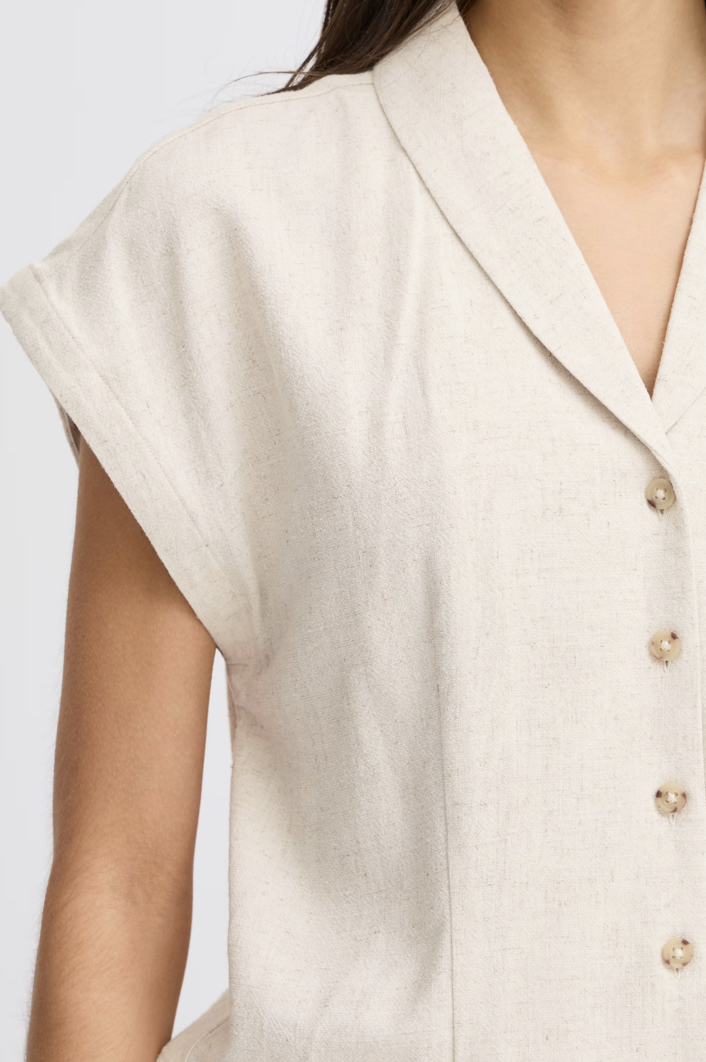 Ratel Shirt Vest ~ Cream