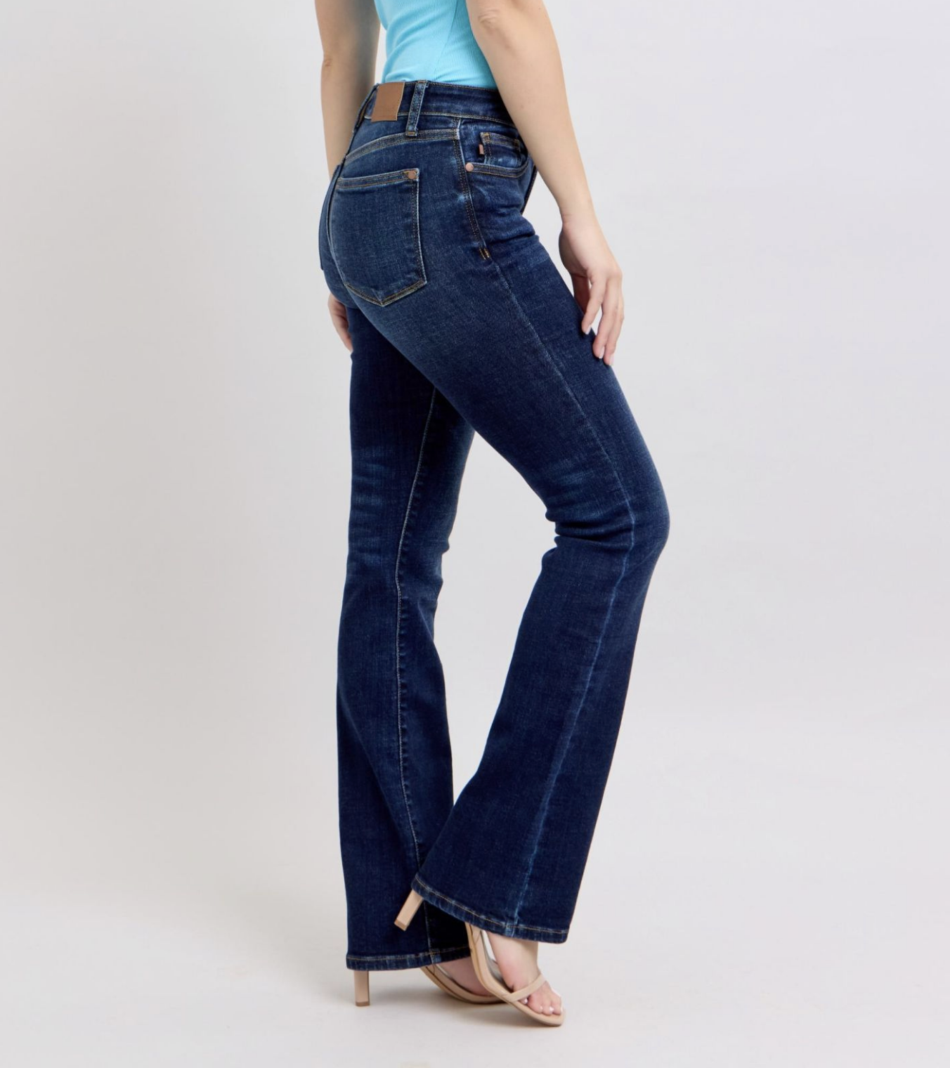 Kenede Bootcut Jean { Reg }