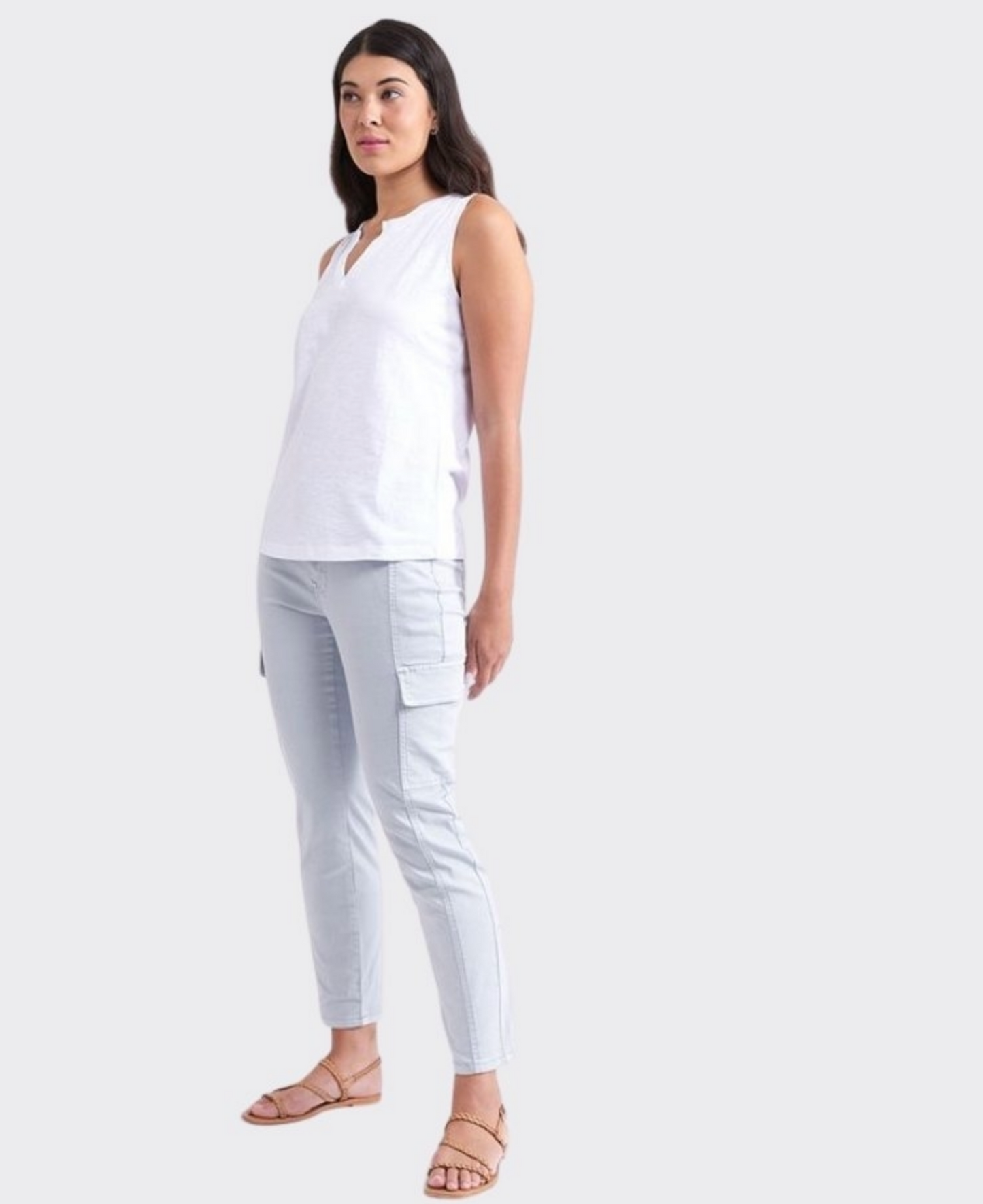 Great Investment Tank ~ White