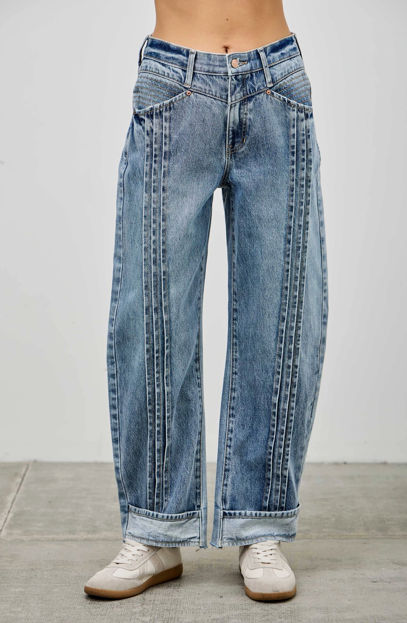 Fifi Barrel Jean { Reg }