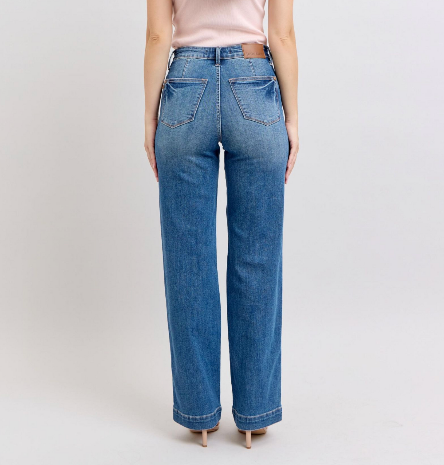 Monica Straight Leg Jean { Reg }