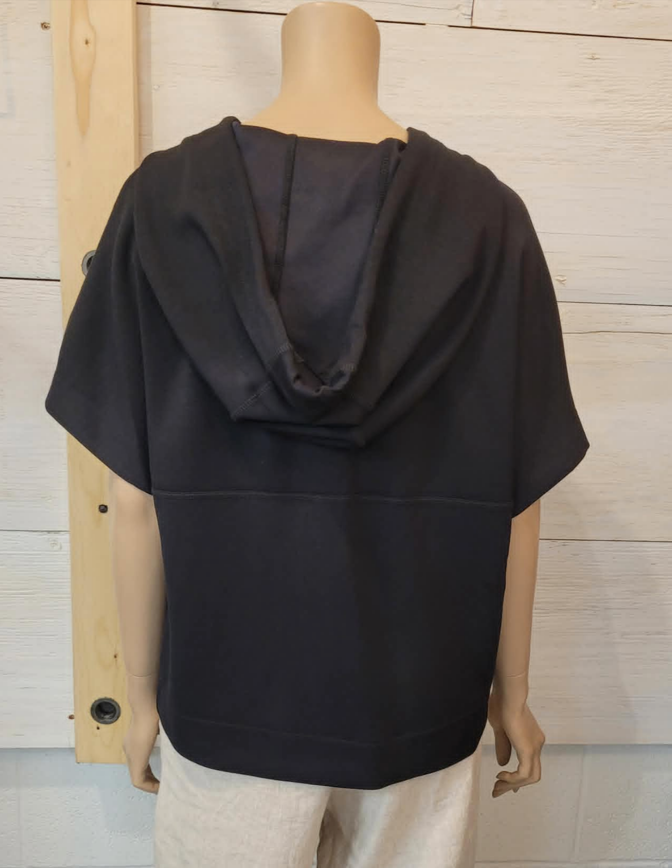 Cropped 1/4 Zip Hoodie ~ 2 Colours