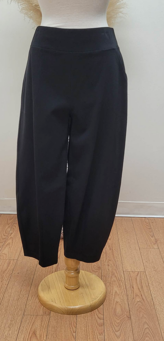 Ankle Barrel Pant ~ Black