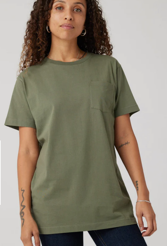 Unisex Heavyweight Pocket Tee