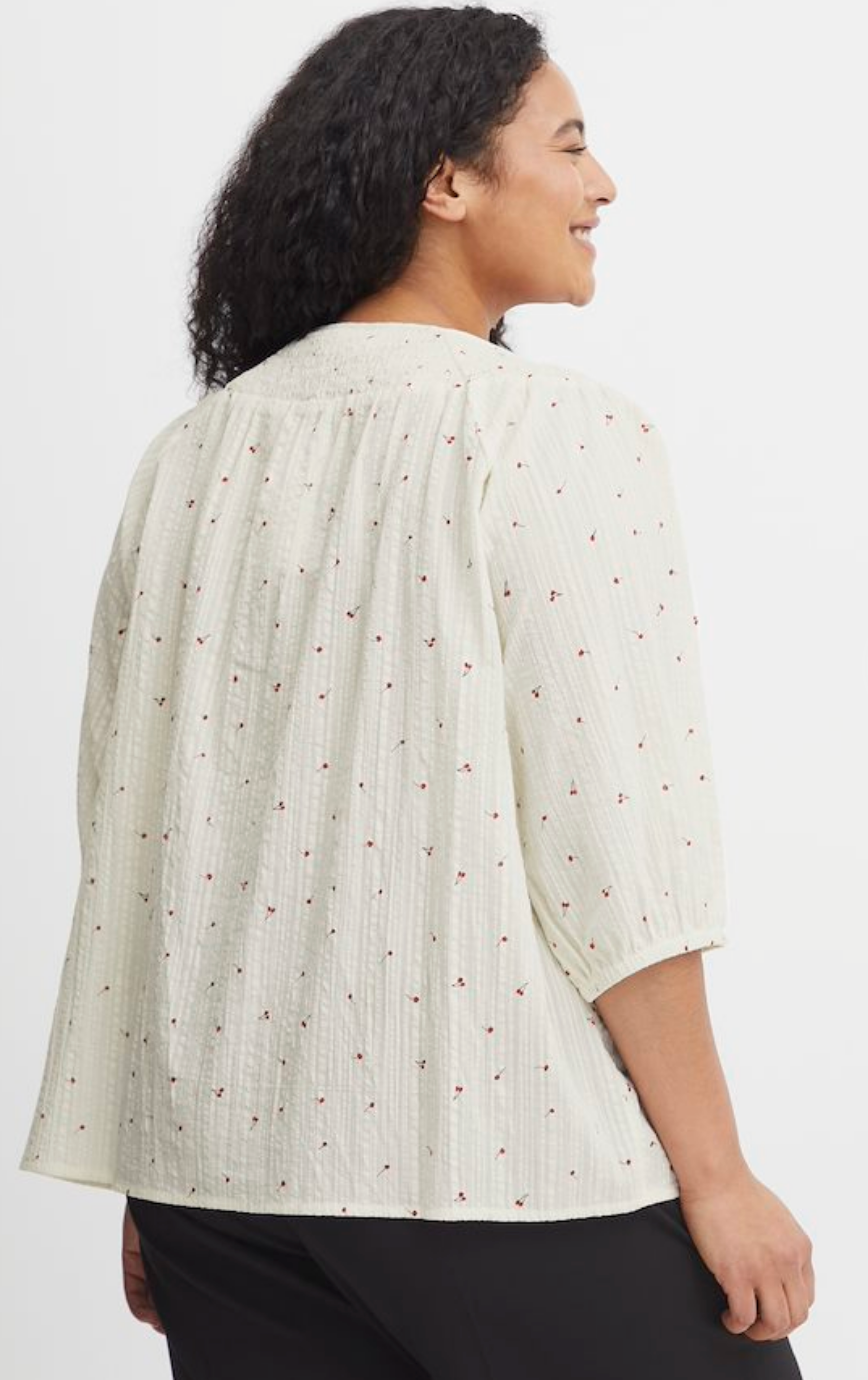 Sanya Blouse { Curve } ~ Size 26