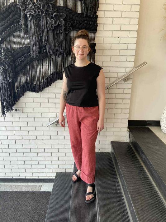 Joni Ankle Pant ~ Harbor Red