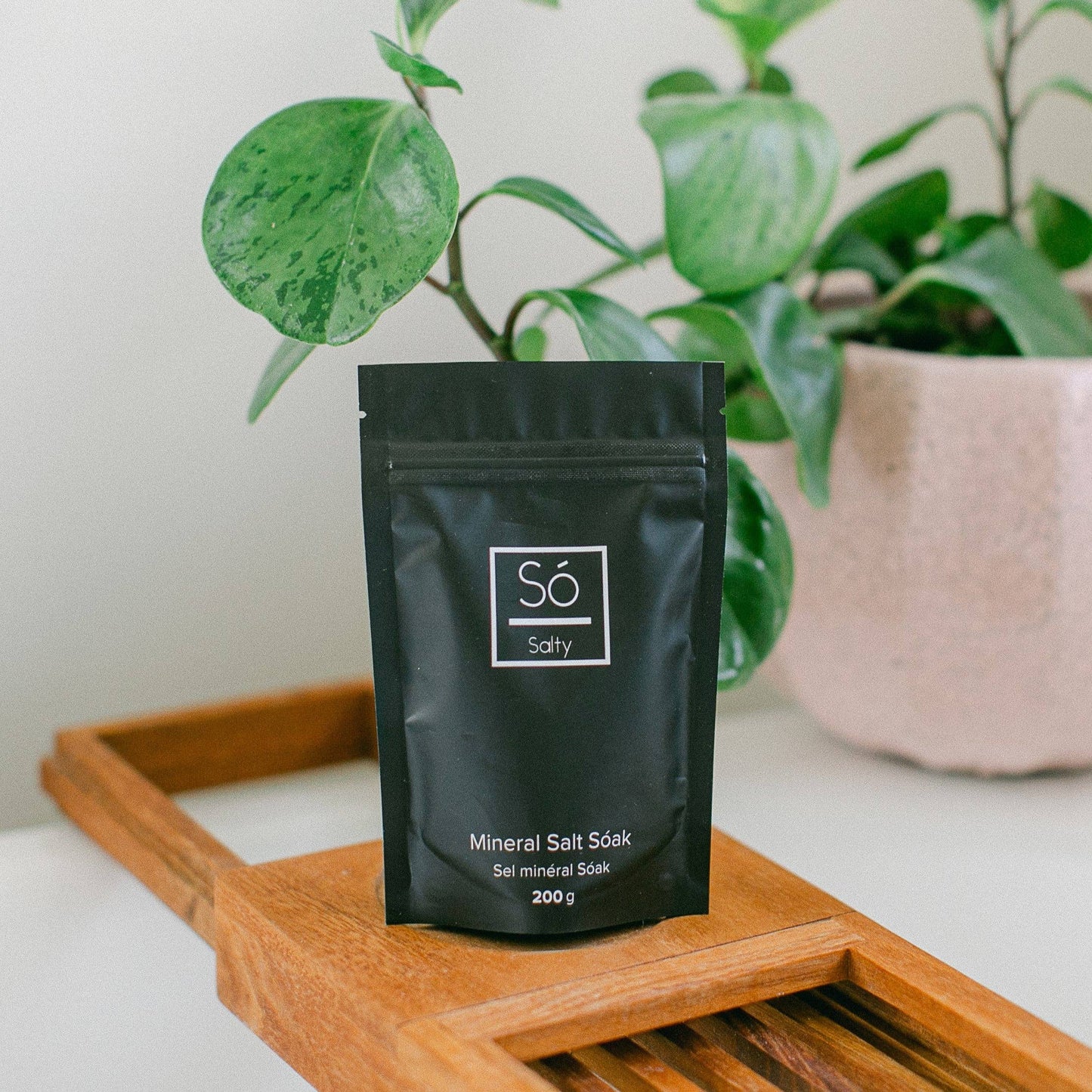 Salty: Patchouli Lemon / Beagán (200g)