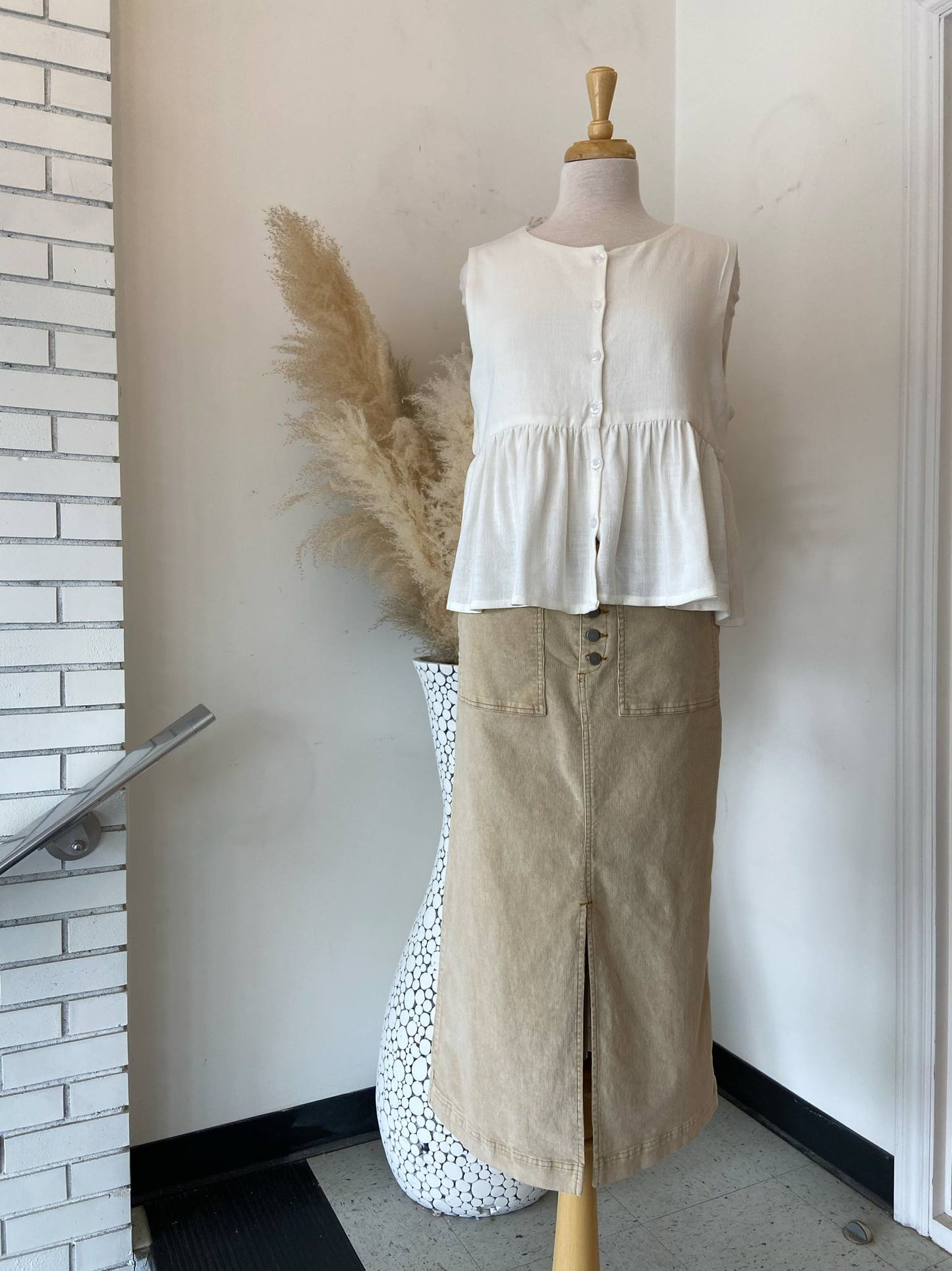 Rider Mini Cord Skirt ~ Tan