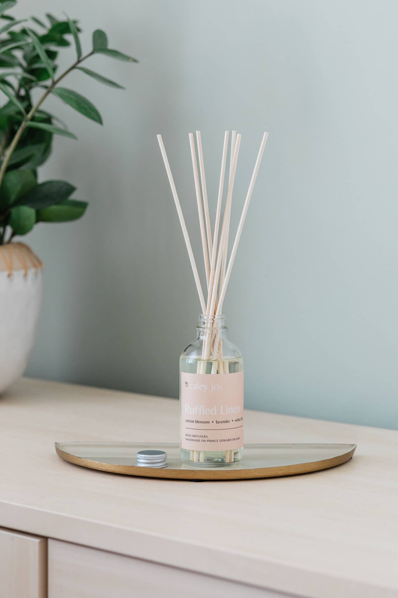 Ruffled Linen | Reed Diffuser