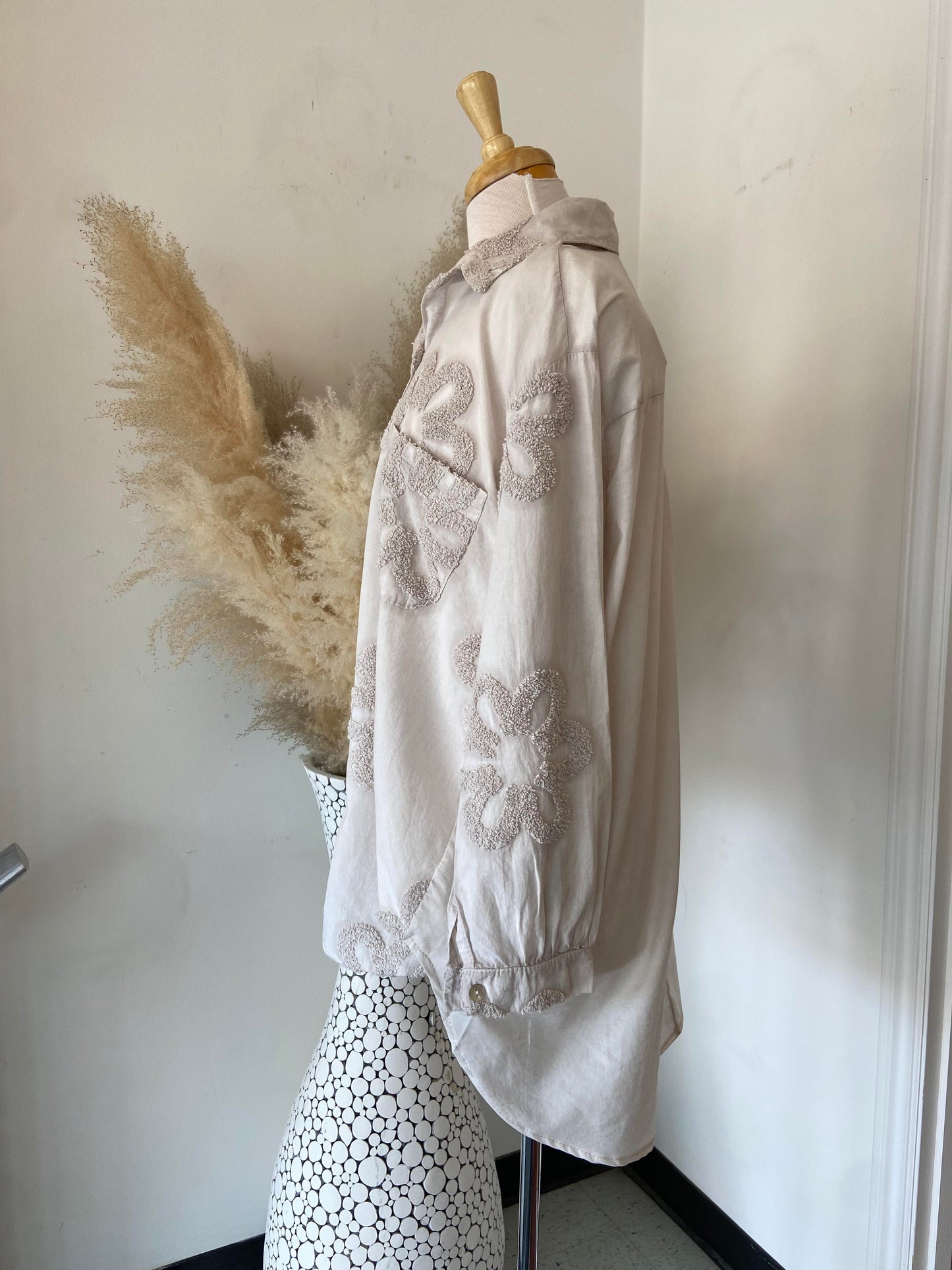 Shelley Flowered Top ~ Beige