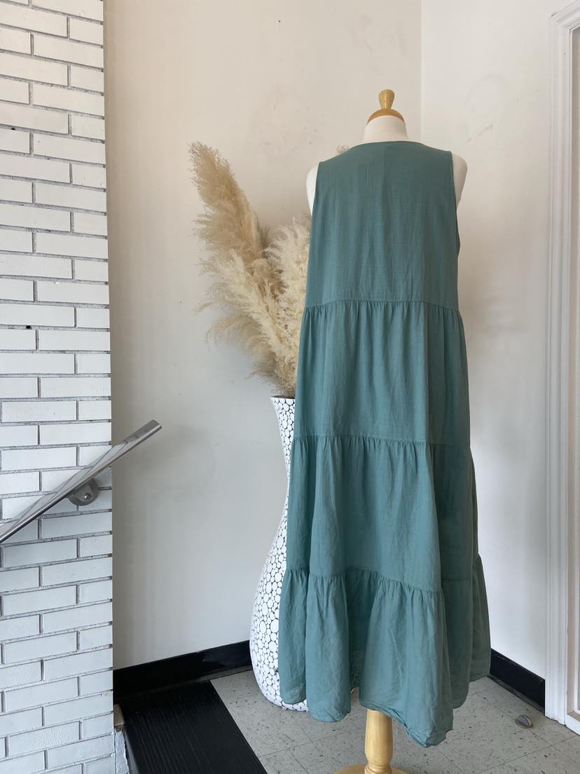Zoey Tiered Dress ~ Tea Leaf