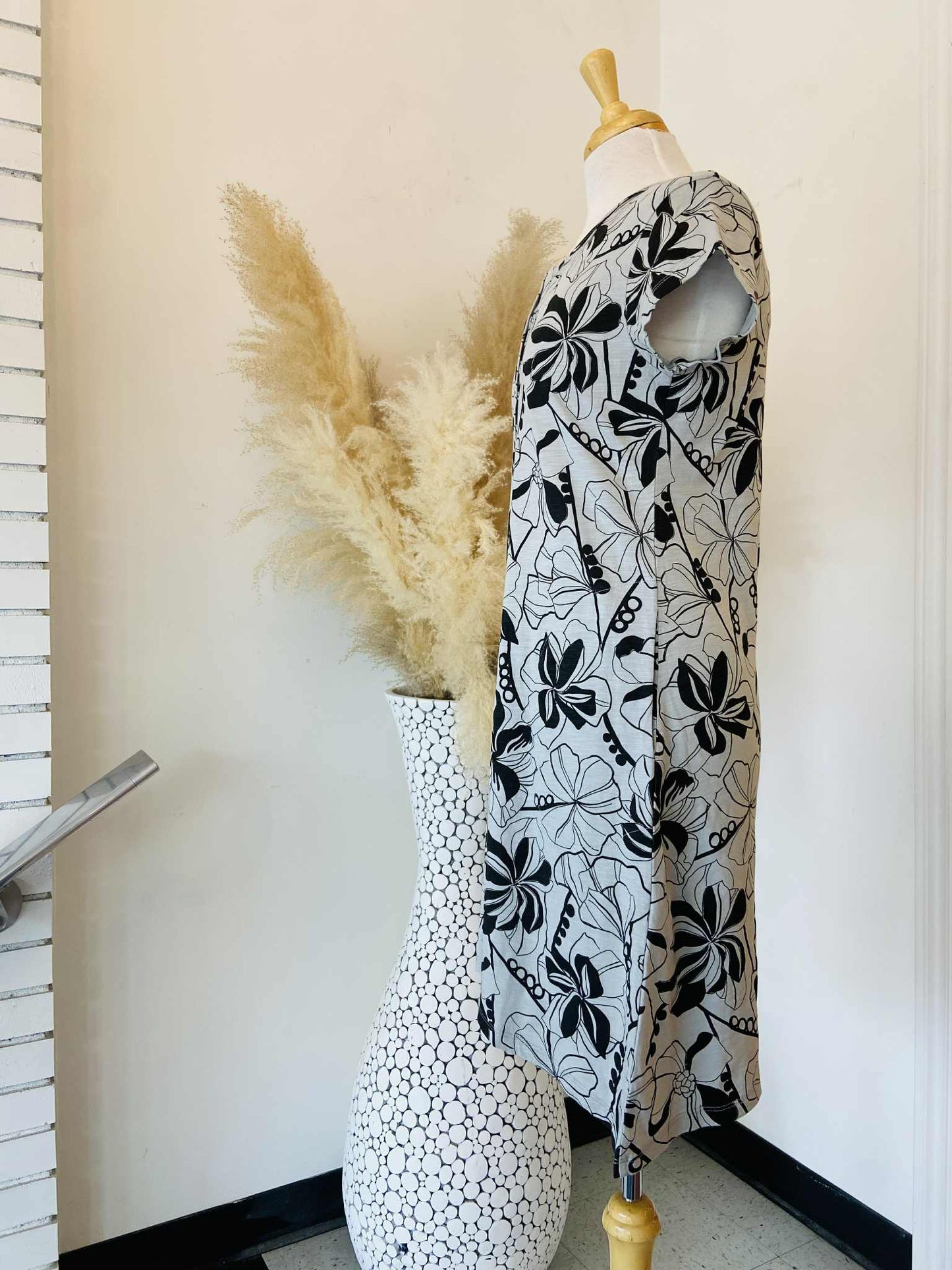 Gabby Dress ~ Dove/Black