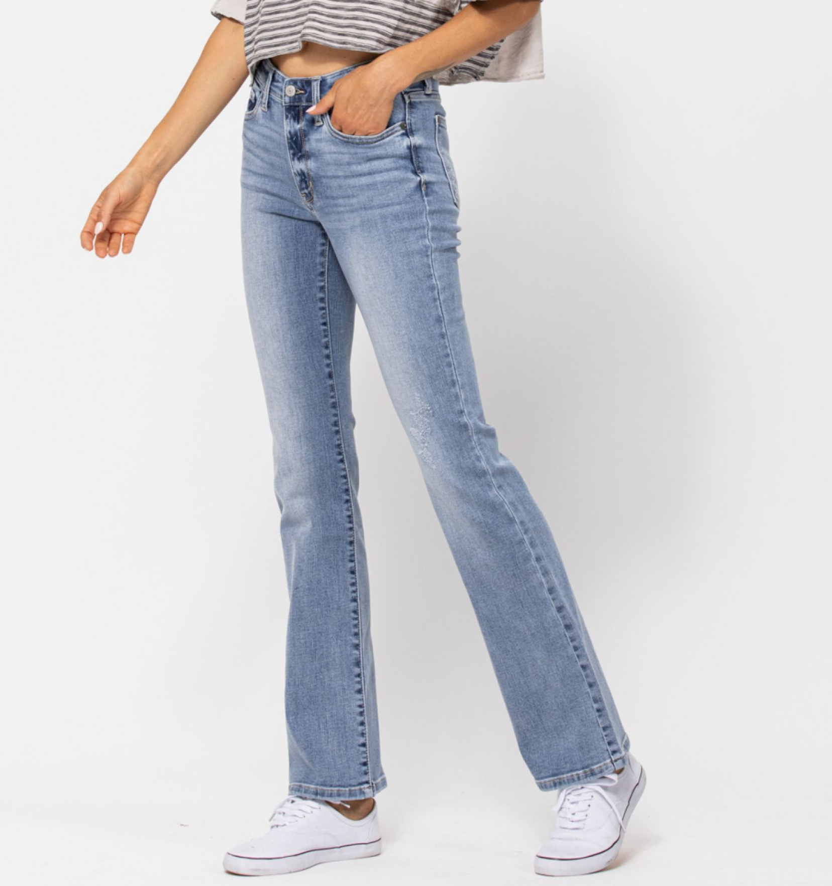 JUDY BLUE MID RISE BOOT CUT JEANS