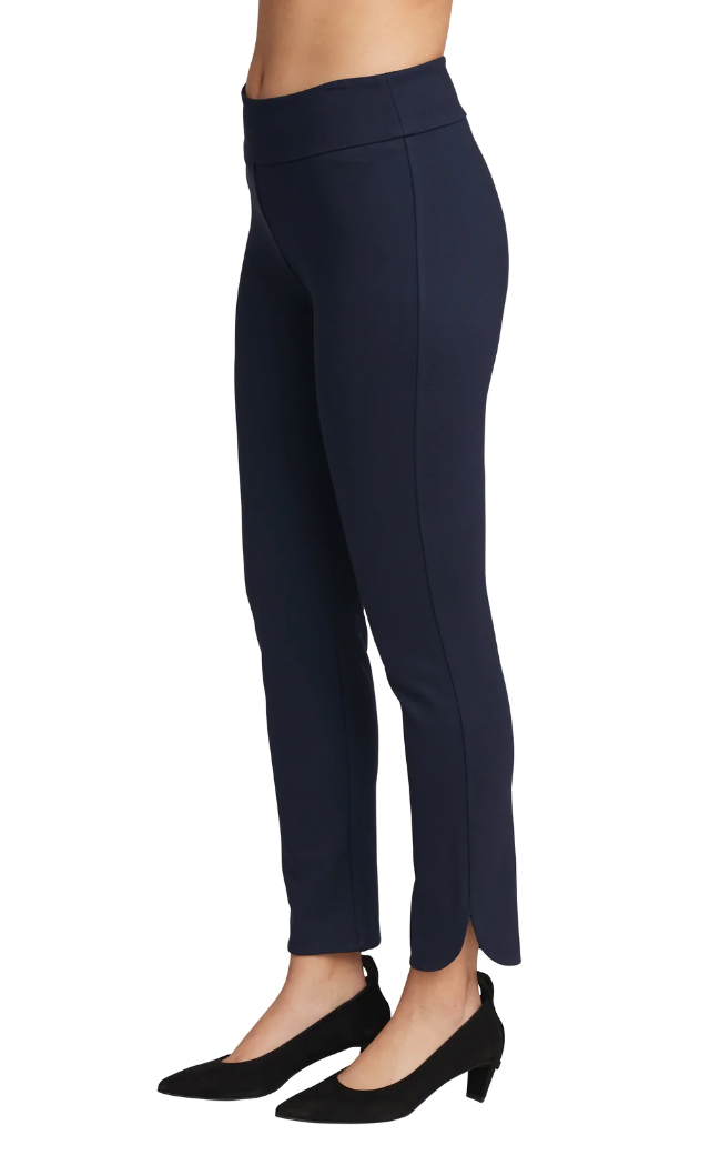 Donna's Ponte Pant ~ Black ~ Size S