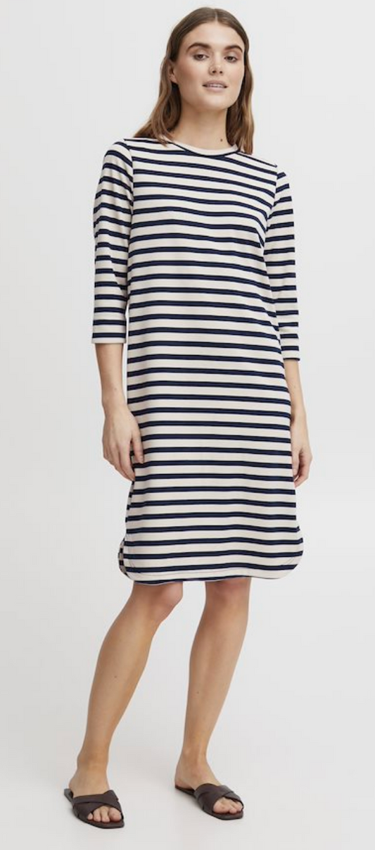 Vars Dress ~ Size S