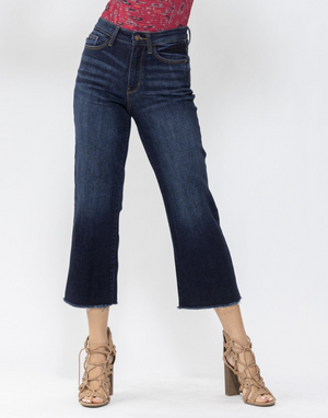 Open image in slideshow, Cass Cropped Wide Leg Jeans { Reg }
