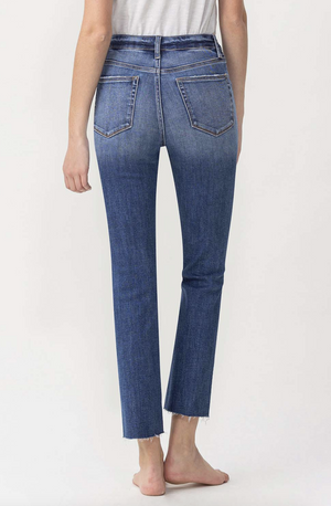 Aria Slim Straight Leg Jeans { Curve }