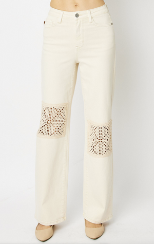 Nina Crochet Patch Jeans { Reg }