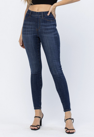 Open image in slideshow, Sherri Pull On Skinny Jeans { Reg }
