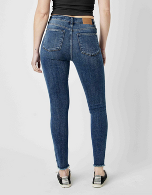 Janie Skinny Jeans { Reg }