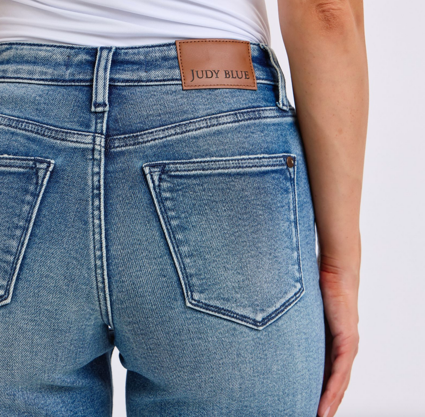 Nat Mid Rise Dad Jean { Reg }