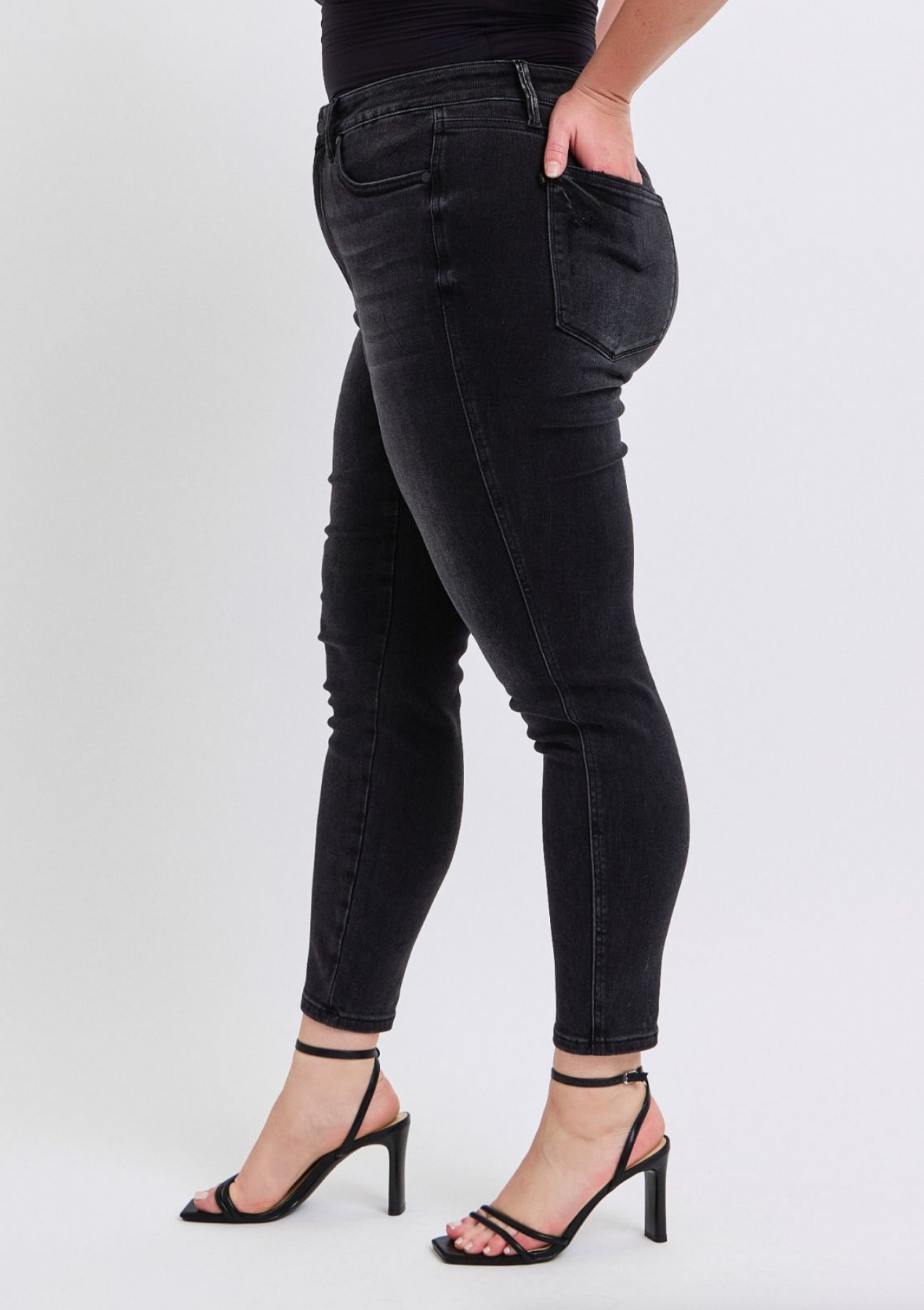 Laurel Washed Black Skinny { Reg & Curve }