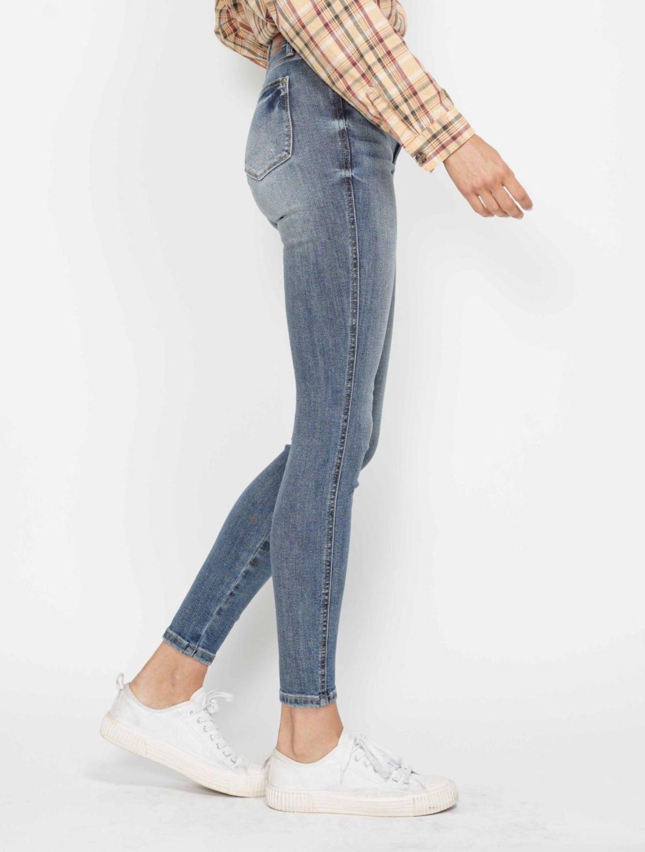 Elena Mid Wash Skinny ~ Reg & Curve