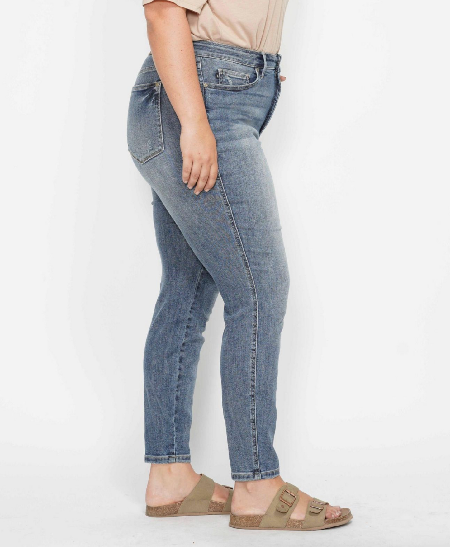 Elena Mid Wash Skinny ~ Reg & Curve
