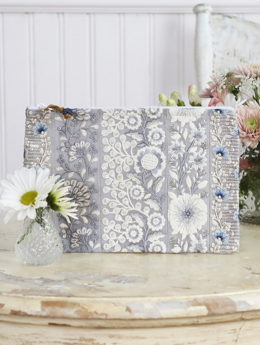 Canto Pouch { 3 colors }