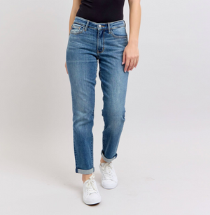 Elsa Boyfriend Jeans { Reg & Curve }