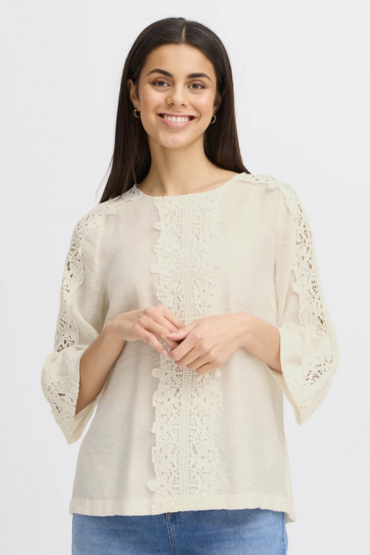 Blondie Blouse ~ Cream