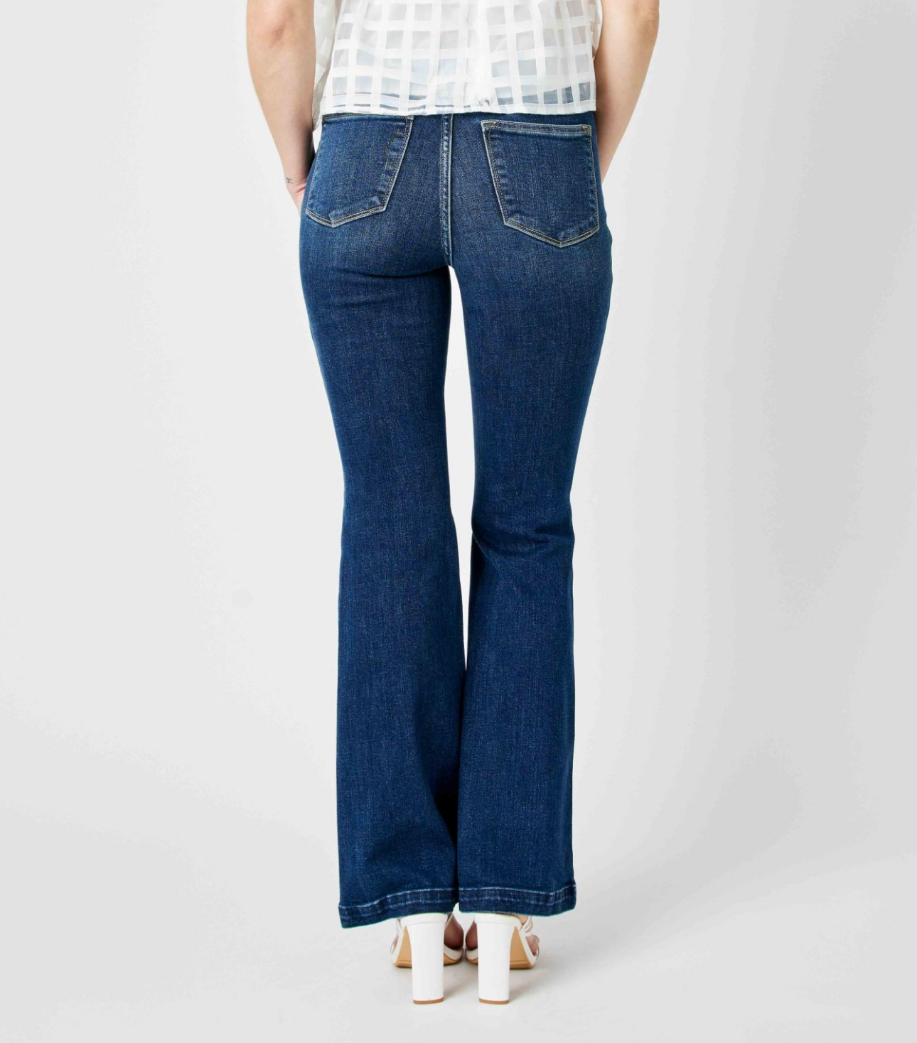 Ronnie Flare Jeans { Reg }