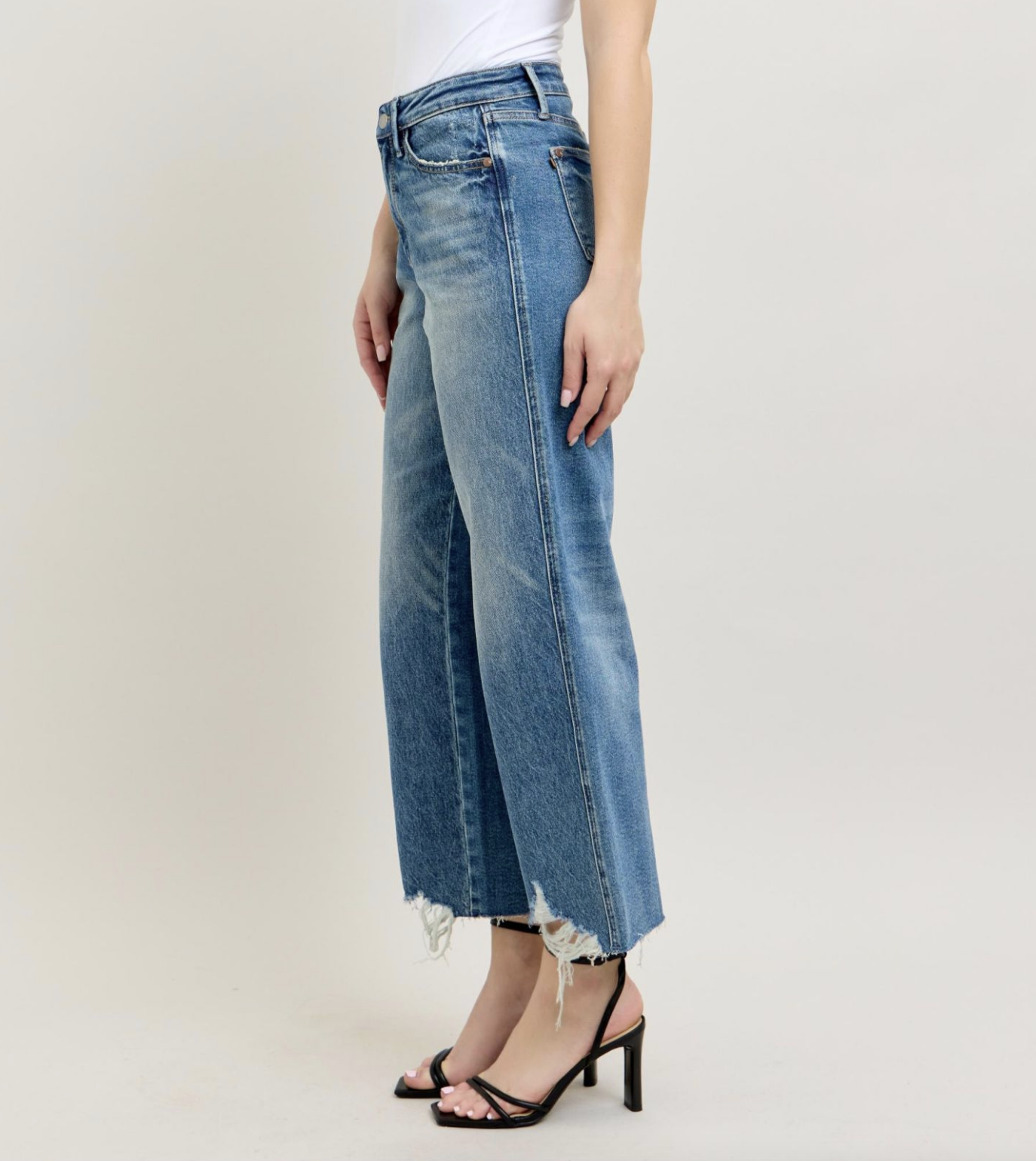 Geena Rigid Magic Crops { Reg & Curve }