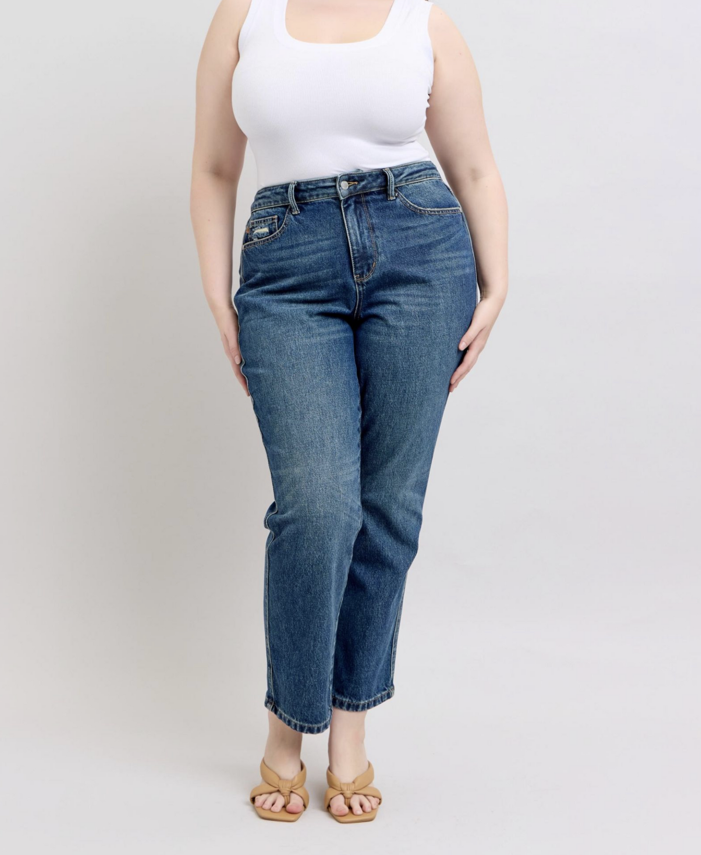 Cait Straight Fit Jean { Reg & Curve }