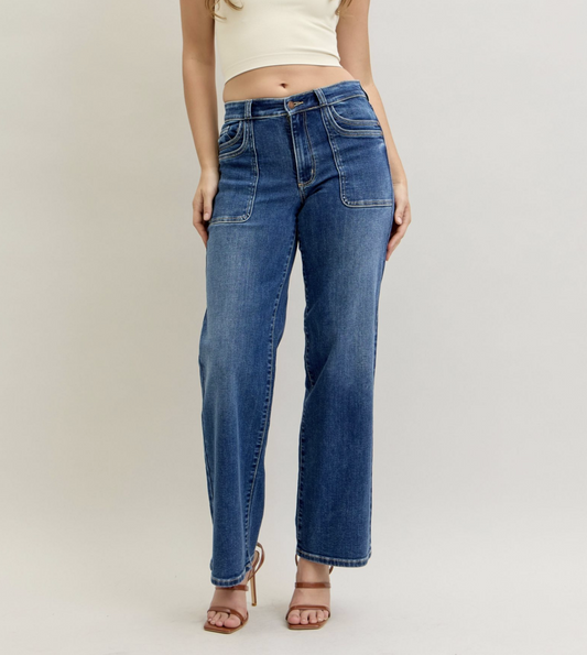 Hanna Straight Leg Jean { Reg }