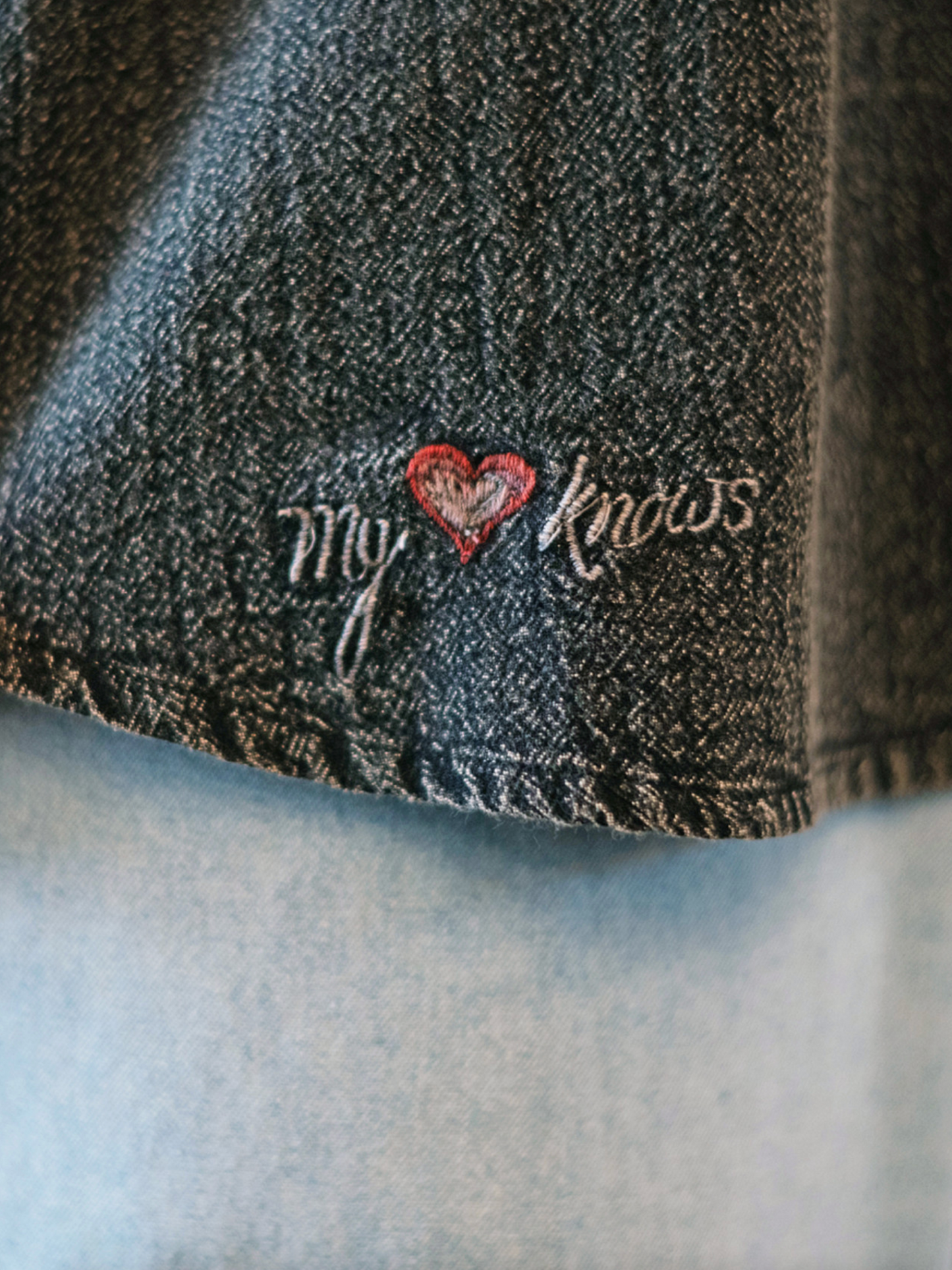 My Heart Knows Blouse ~ Charcoal