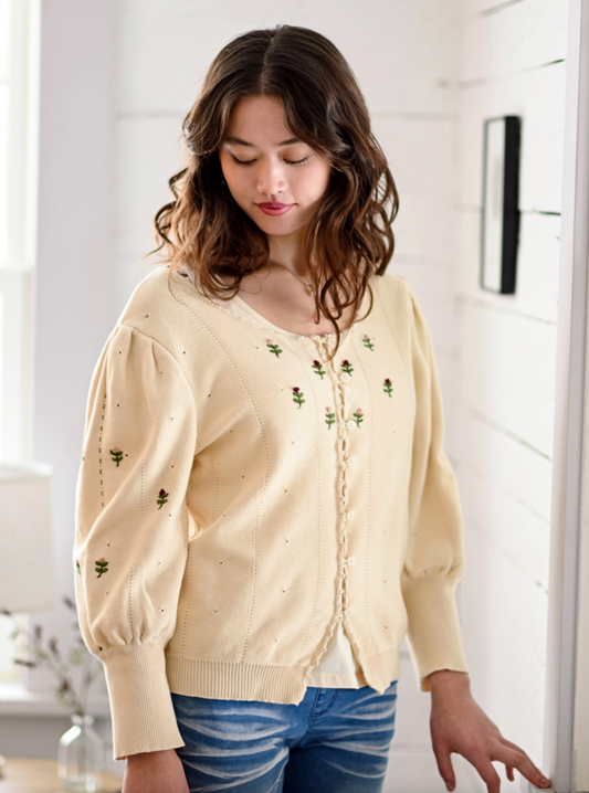 Rose Cottage Sweater ~ Ecru