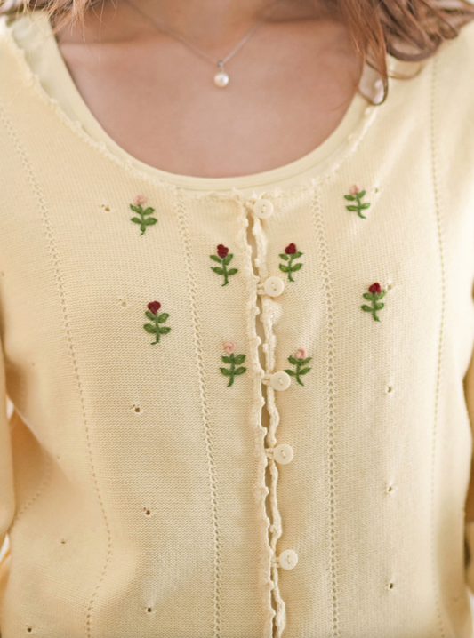Rose Cottage Sweater ~ Ecru