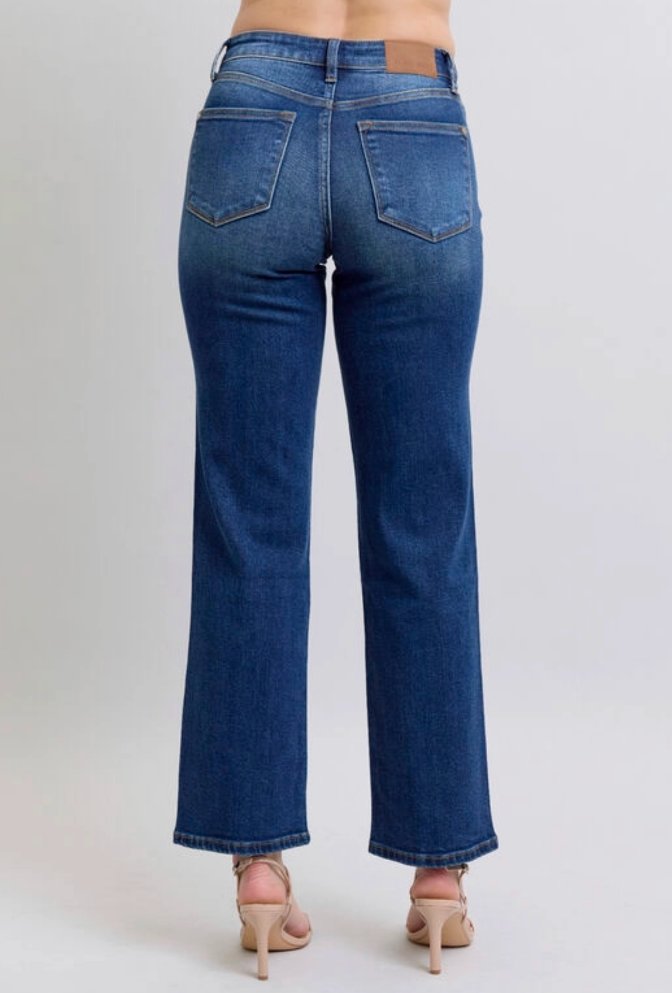 Stef Straight Leg Jean { Reg }