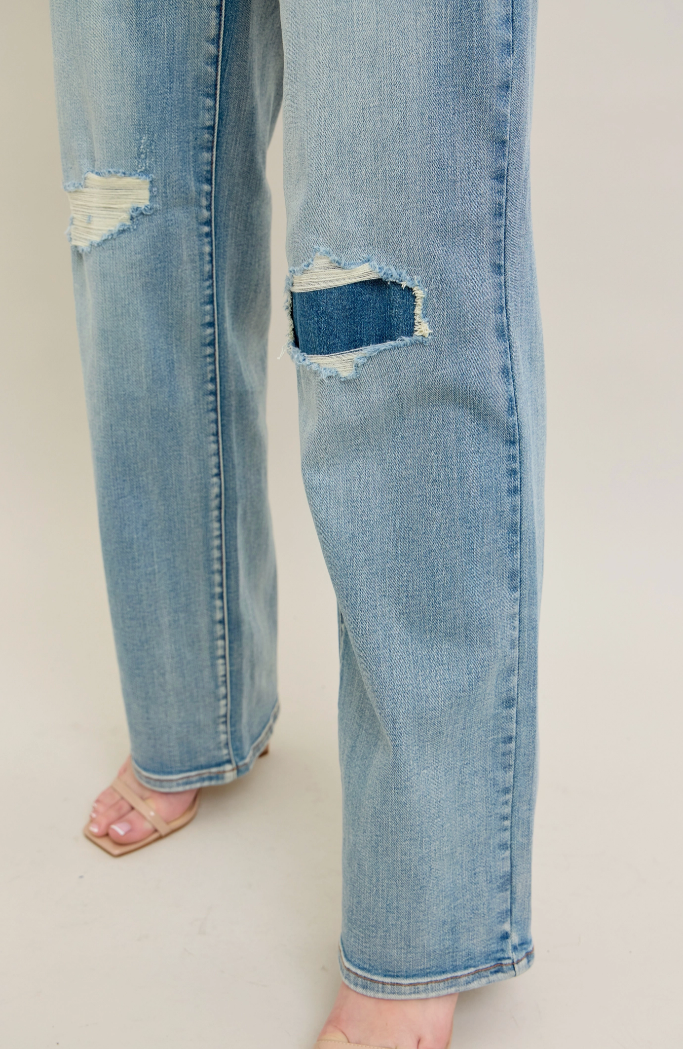 Ally Straight Leg Jean { Reg }